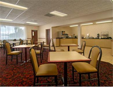 Travelodge Ocala Restaurant photo